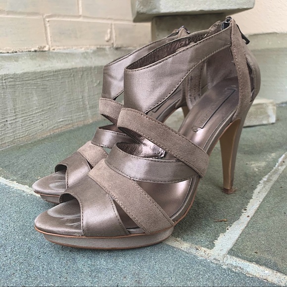 BCBG MaxAzria ‘Rosalind’ Open Toe Platform Heels - Picture 1 of 8